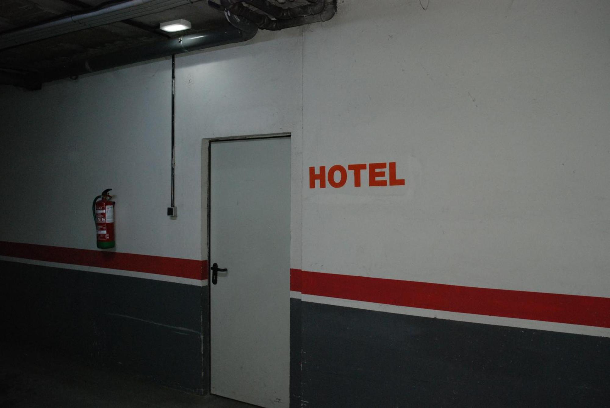 Apartahotel Fc Catedral León Extérieur photo