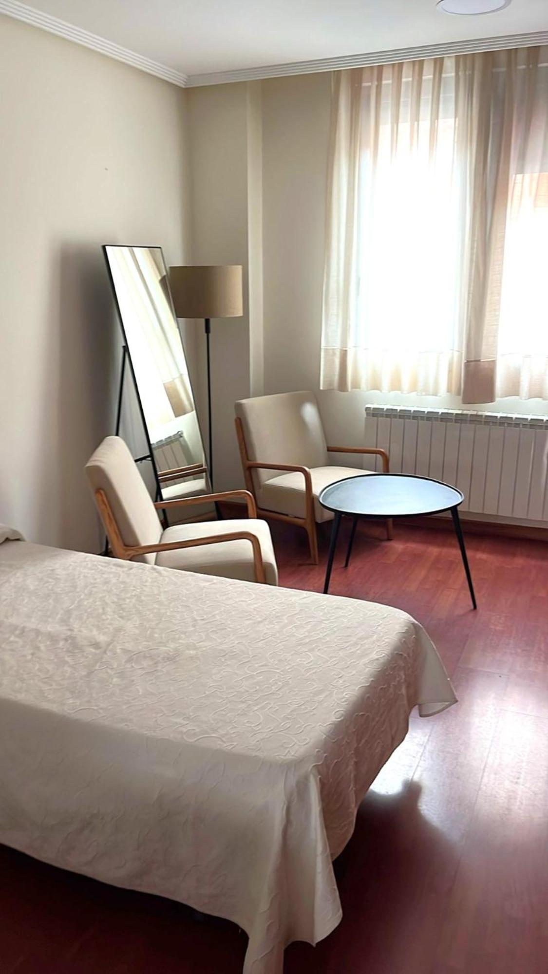 Apartahotel Fc Catedral León Extérieur photo